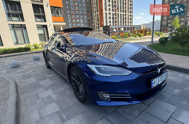 Лифтбек Tesla Model S 2016 в 