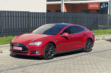 Лифтбек Tesla Model S 2014 в Луцке