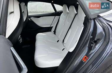 Лифтбек Tesla Model S 2017 в 