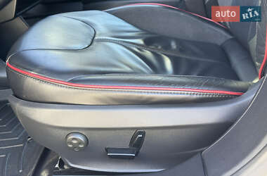 Лифтбек Tesla Model S 2013 в 