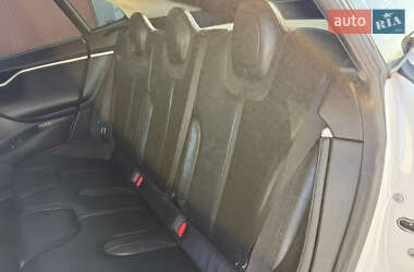 Лифтбек Tesla Model S 2013 в 