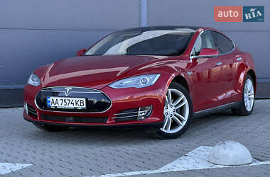 Tesla Model S 2015 Tesla Model S 2015