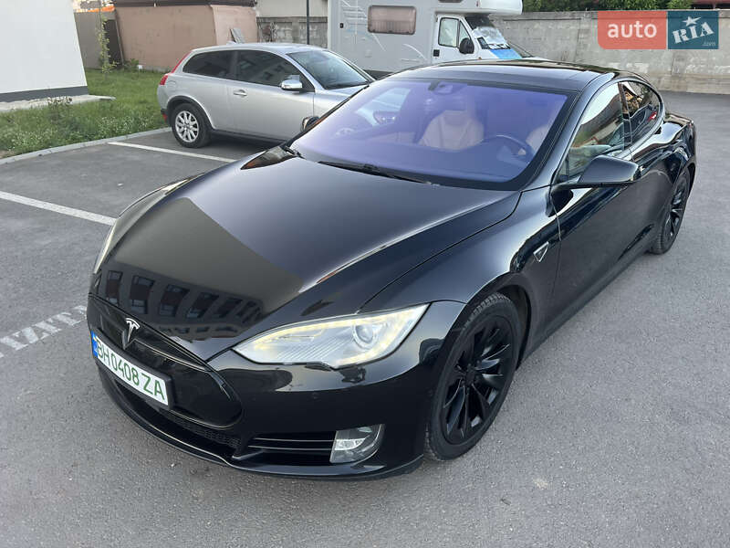 Лифтбек Tesla Model S 2015 в Одессе