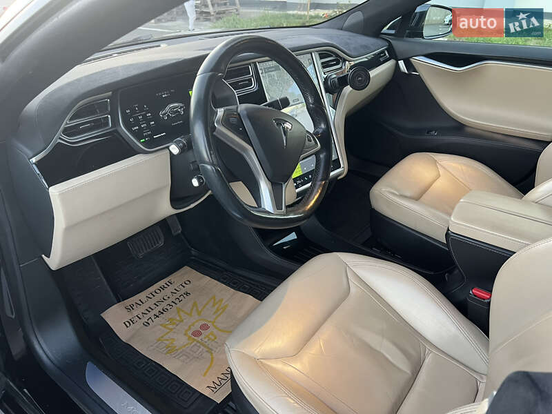 Лифтбек Tesla Model S 2015 в Одессе
