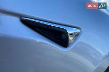 Ліфтбек Tesla Model S 2018 в 