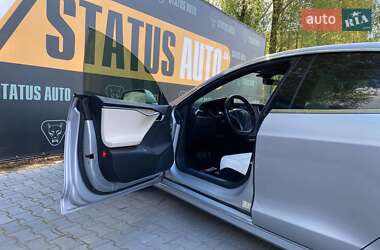 Ліфтбек Tesla Model S 2018 в 