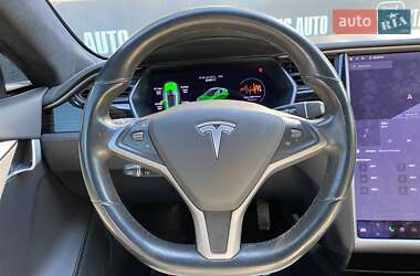 Ліфтбек Tesla Model S 2018 в 