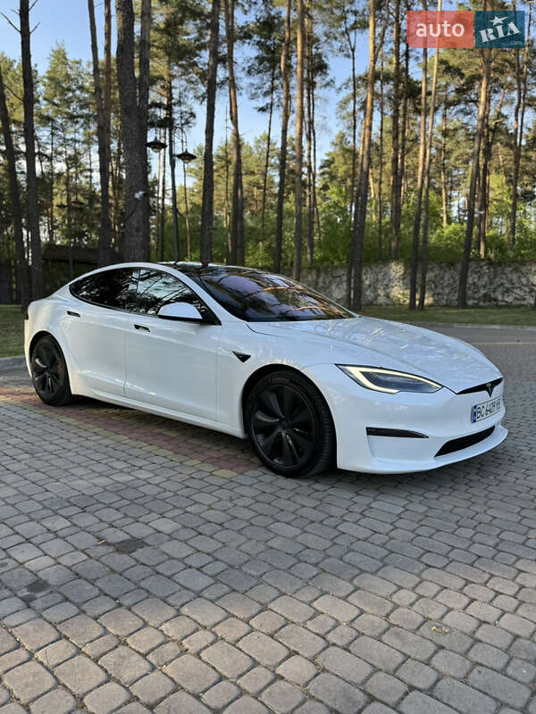 Лифтбек Tesla Model S 2021 в Львове