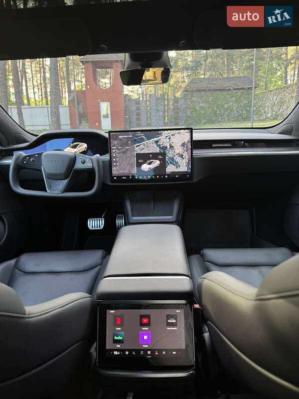 Лифтбек Tesla Model S 2021 в Львове