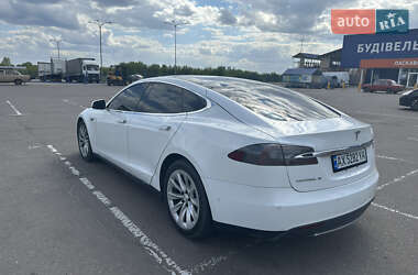 Лифтбек Tesla Model S 2016 в Харькове
