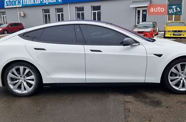 Ліфтбек Tesla Model S 2017 в 