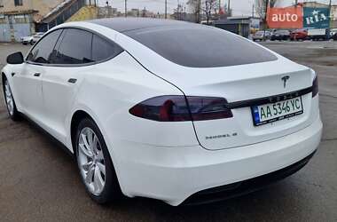 Ліфтбек Tesla Model S 2017 в 
