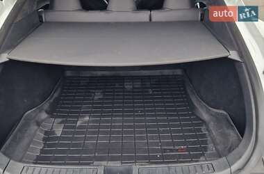 Ліфтбек Tesla Model S 2017 в 