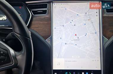 Ліфтбек Tesla Model S 2017 в 