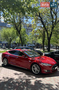 Tesla Model S 2015 Tesla Model S 2015