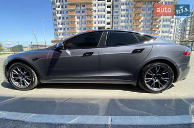 Лифтбек Tesla Model S 2022 в 
