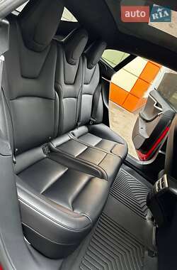 Ліфтбек Tesla Model S 2017 в 