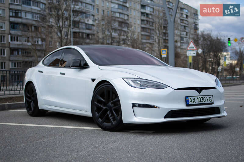 Ліфтбек Tesla Model S 2021 в 