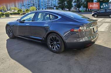 Лифтбек Tesla Model S 2019 в 