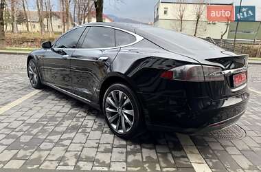 Ліфтбек Tesla Model S 2013 в 