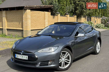 Лифтбек Tesla Model S 2013 в Черкассах