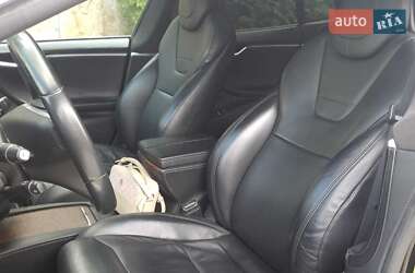 Ліфтбек Tesla Model S 2017 в 