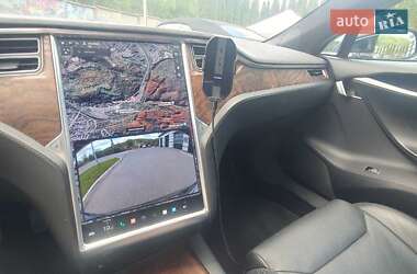 Ліфтбек Tesla Model S 2017 в 