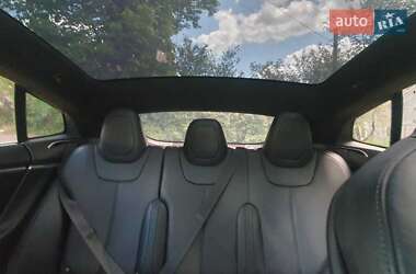Ліфтбек Tesla Model S 2017 в 
