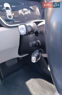 Ліфтбек Tesla Model S 2015 в 