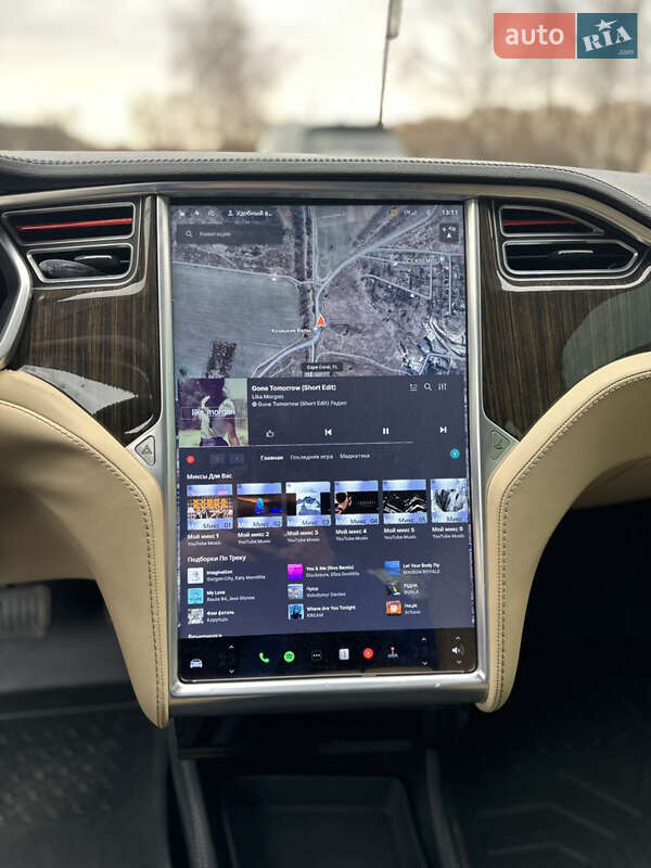 Лифтбек Tesla Model S 2013 в Киеве