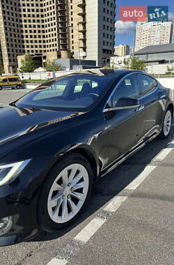 Лифтбек Tesla Model S 2018 в 