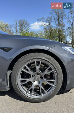 Ліфтбек Tesla Model S 2021 в 