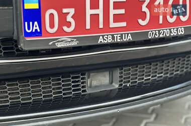 Лифтбек Tesla Model S 2014 в 