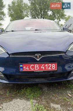 Ліфтбек Tesla Model S 2017 в 