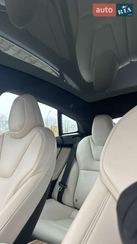 Лифтбек Tesla Model S 2019 в Житомире фото 20 Лифтбек Tesla Model S 2019 в Житомире