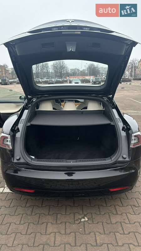 Лифтбек Tesla Model S 2019 в Житомире фото 11 Лифтбек Tesla Model S 2019 в Житомире