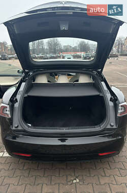 Ліфтбек Tesla Model S 2019 в 