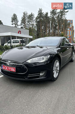 Ліфтбек Tesla Model S 2014 в 