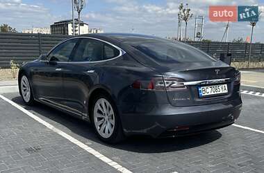 Лифтбек Tesla Model S 2016 в 