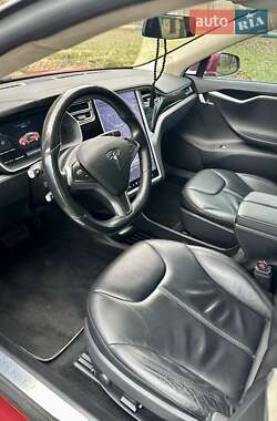Ліфтбек Tesla Model S 2015 в 