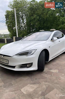 Tesla Model S 2020 Tesla Model S 2020