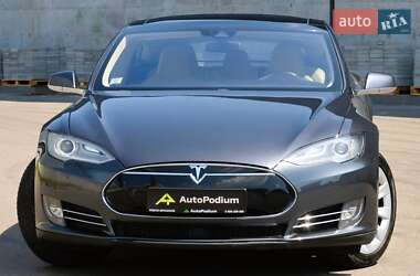 Лифтбек Tesla Model S 2016 в 