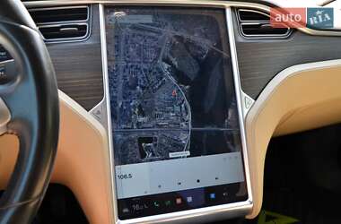 Лифтбек Tesla Model S 2016 в 
