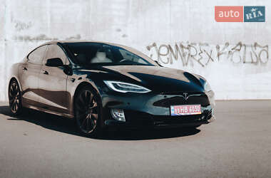 Tesla Model S 2020 Tesla Model S 2020