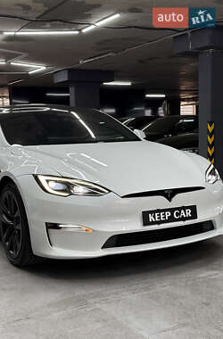 Лифтбек Tesla Model S 2022 в 