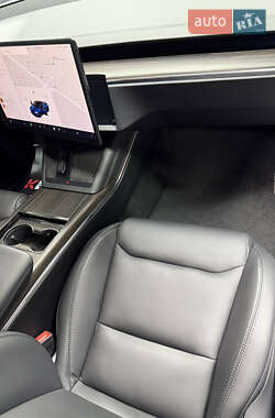 Лифтбек Tesla Model S 2022 в 