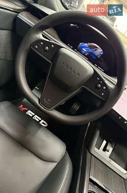 Лифтбек Tesla Model S 2022 в 