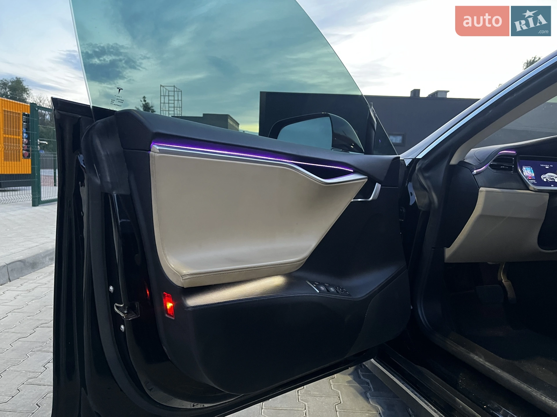 2013 Tesla Model S - мініатюра 14