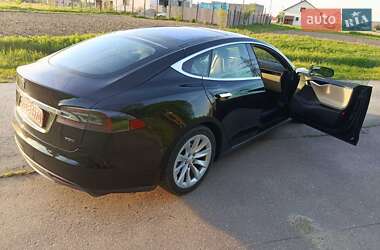 Ліфтбек Tesla Model S 2016 в 