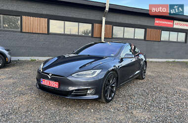 Ліфтбек Tesla Model S 2018 в Луцьку